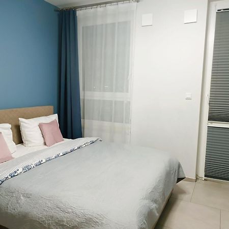 Apartamenty Wiktoryn 6A Варшава Екстериор снимка